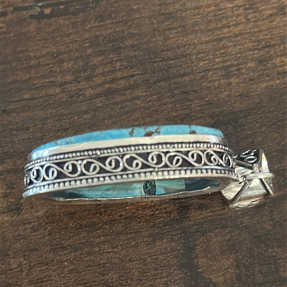 Turquoise Pendant - Picture 2 of 3